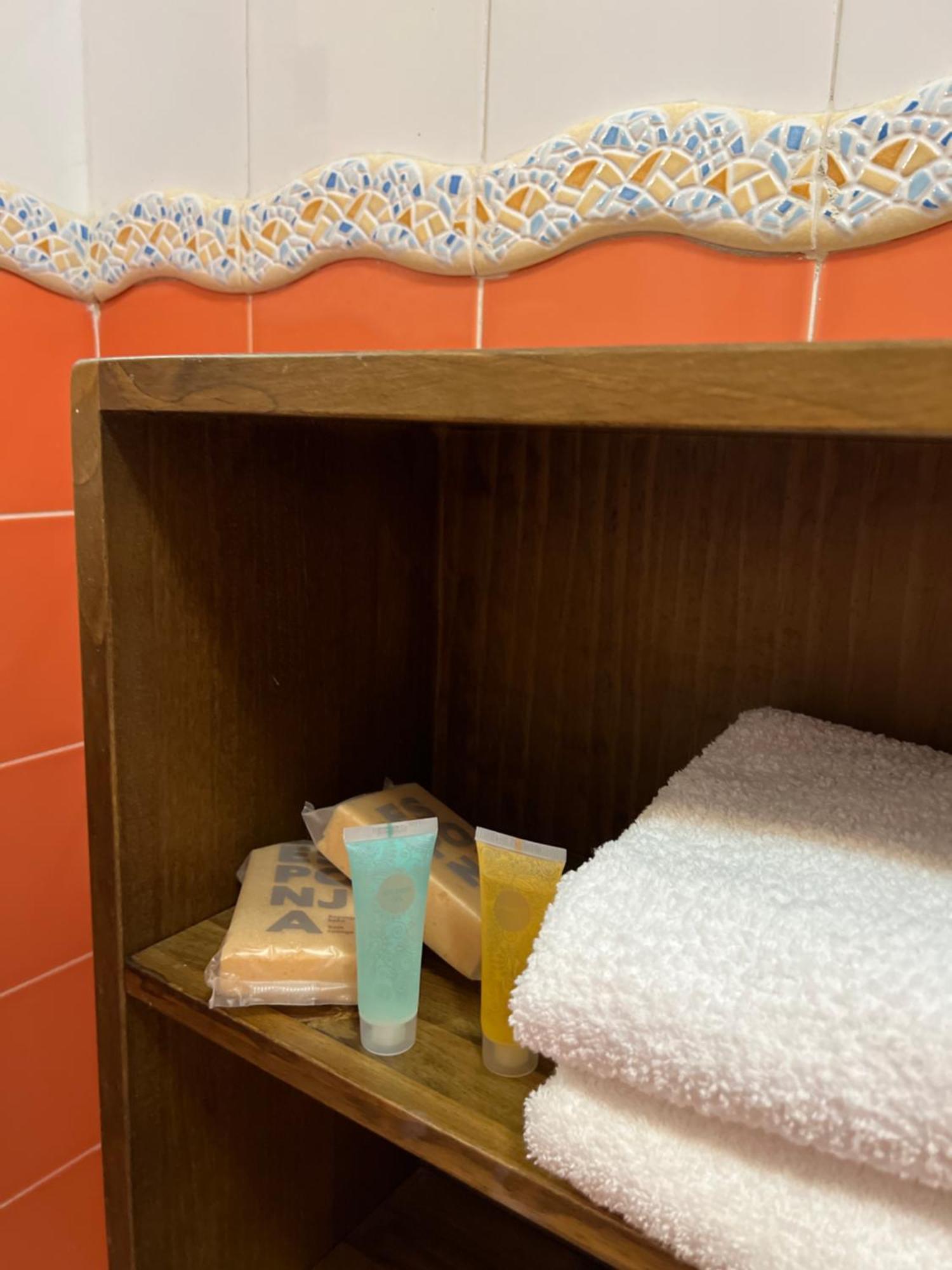 Apartamentos Los Parrales Villalba de la Sierra Bagian luar foto